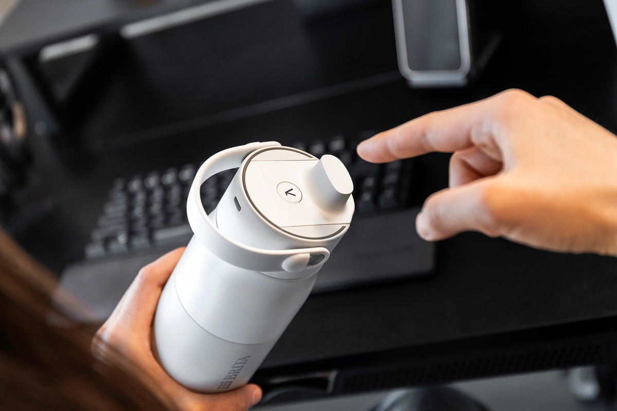 Load video: BRITA LARQ iQ water bottle shown from multiple angles
